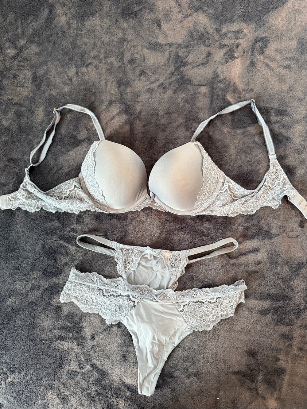 Victoria's Secret Lace Trim Push-Up Bra & Thongs - Light Cream